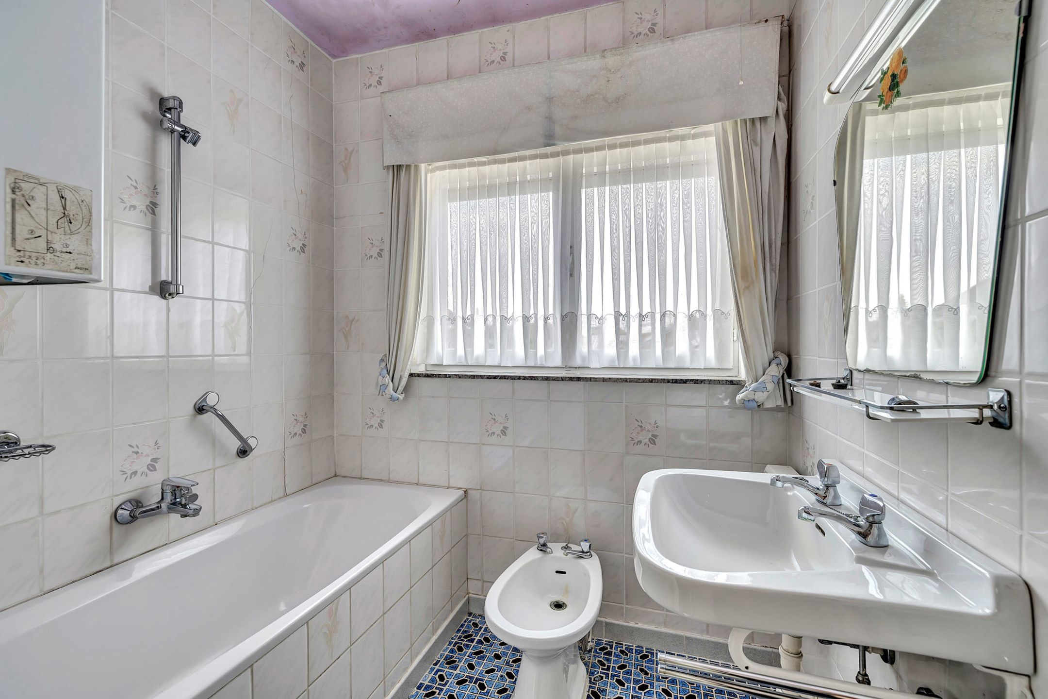 Ruime landelijk gelegen woning met veel potentieel foto 19