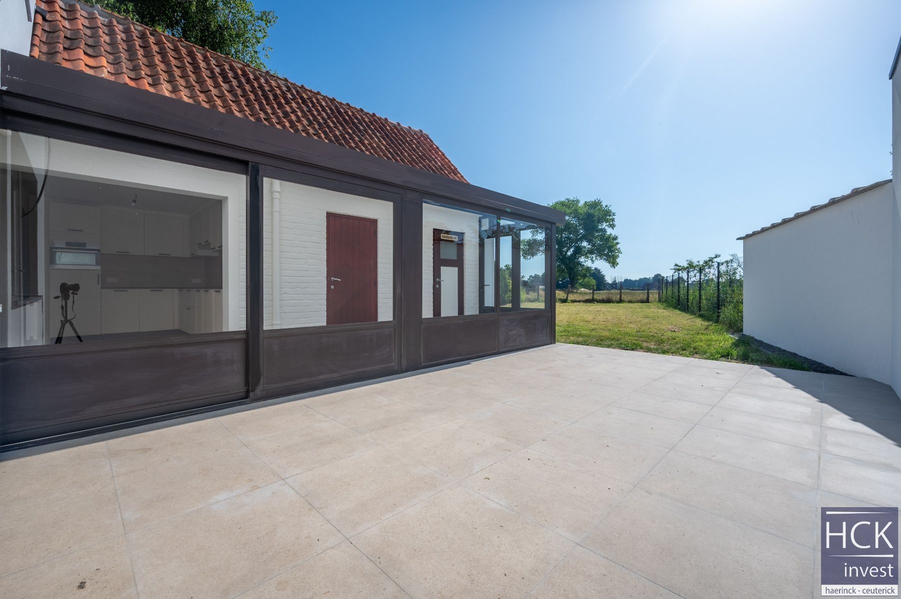 KRUISHOUTEM - Gerenoveerde en instapklare woning met 4 SLPK! foto 11
