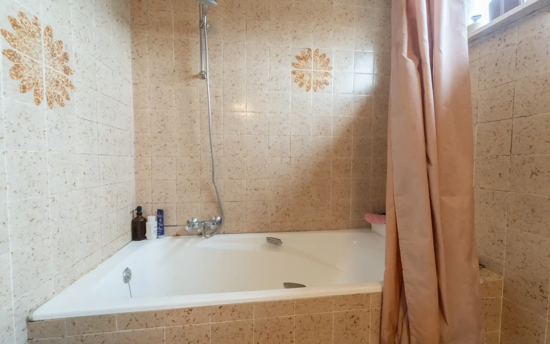Ruim appartement met 3 slaapkamers en riant terras in centrum Gent foto 11