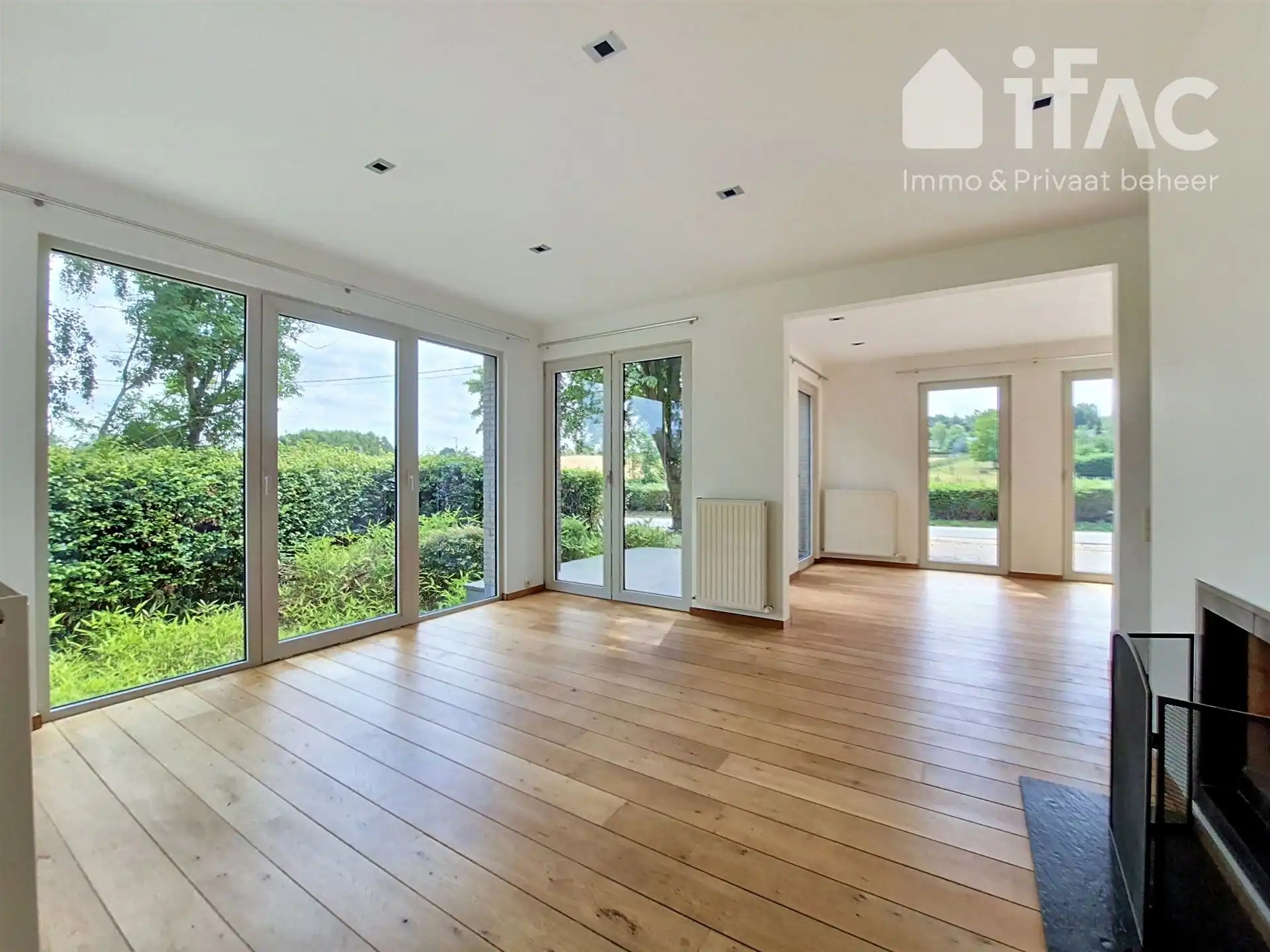 Villa met panoramisch zicht aan ingang van het Zoniënwoud foto 9