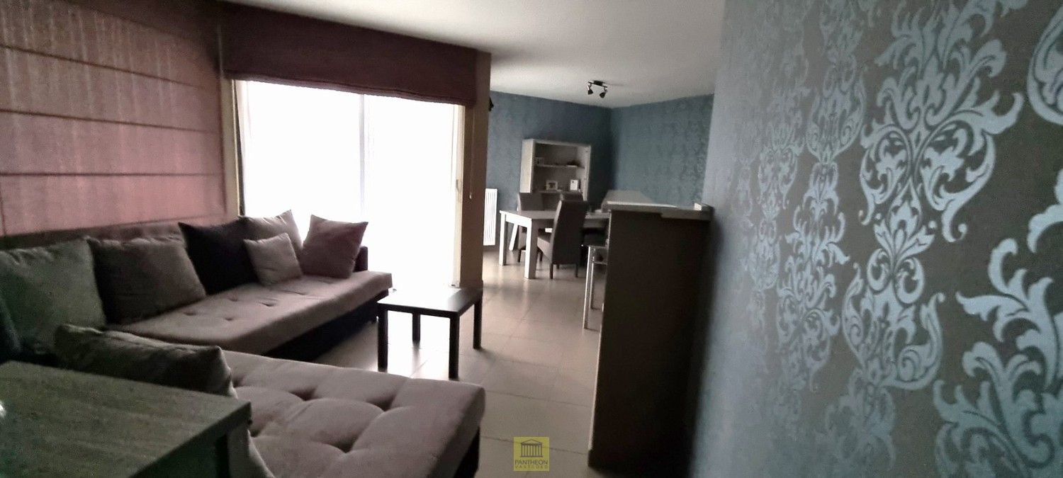 Recent appartement met 2 slaapkamers én autostaanplaats nabij station! foto 4