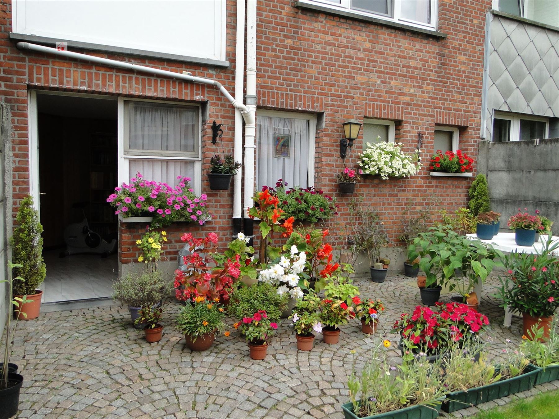 Tweewoonst: 2 appartementen + garage en tuin foto 22