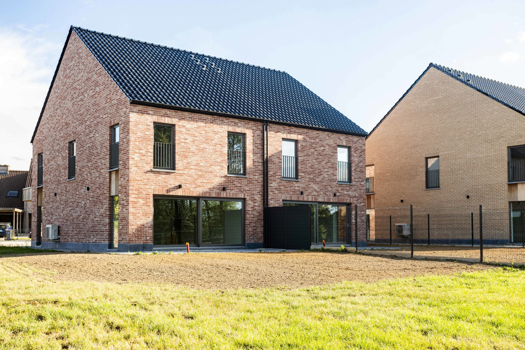 Prachtige nieuwbouwwoning omringd door groen en natuur. foto 23