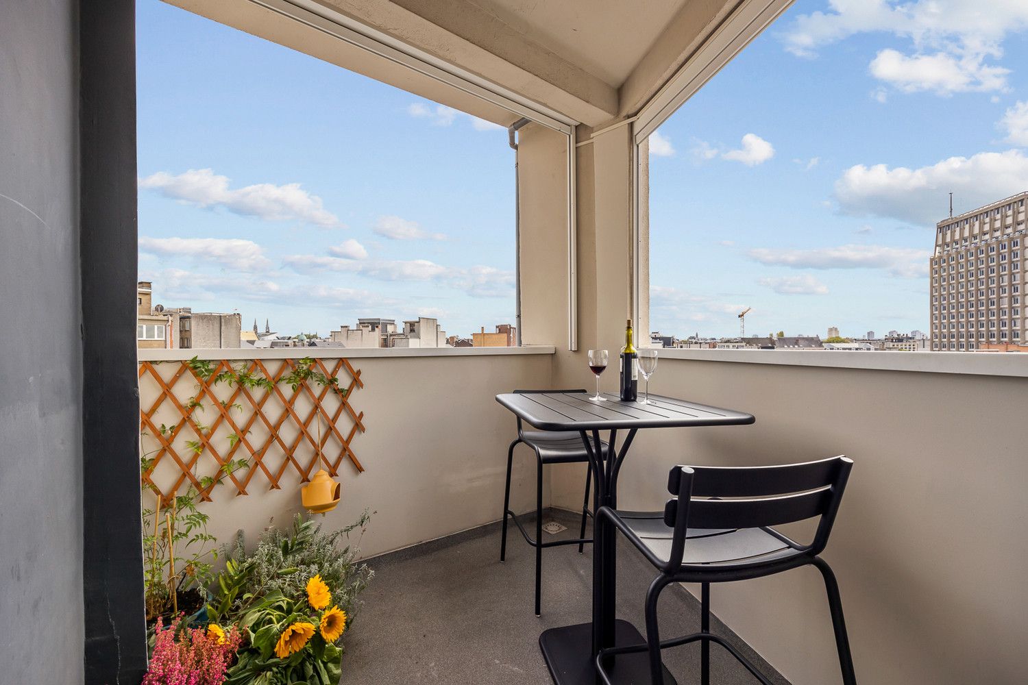 Totaalgerenoveerd art-deco appartement (137m²) met terras (9m²) op absolute toplocatie in hartje Antwerpen foto 17