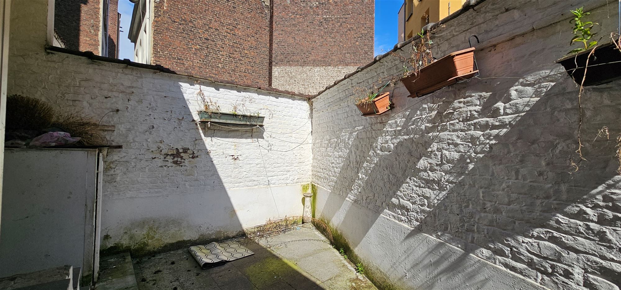 Gebouw met 2 appartementen foto 10