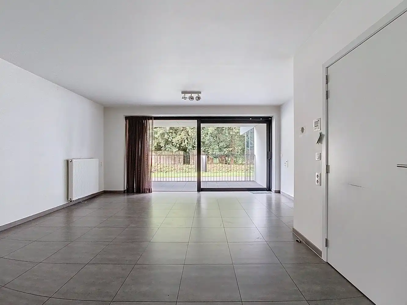Ruim gelijkvloers appartement voor senioren met zicht op pastorietuin foto 7
