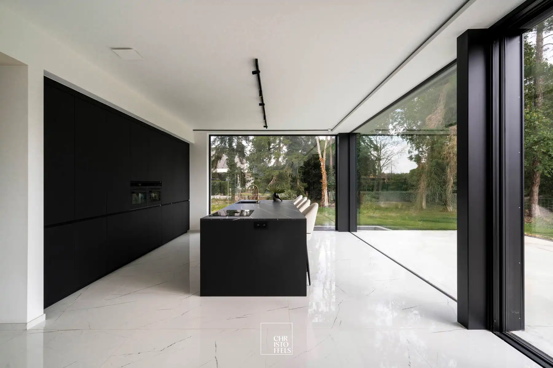 Luxe nieuwbouwvilla van 336 m² op een perceel van 1.313 m² foto 28