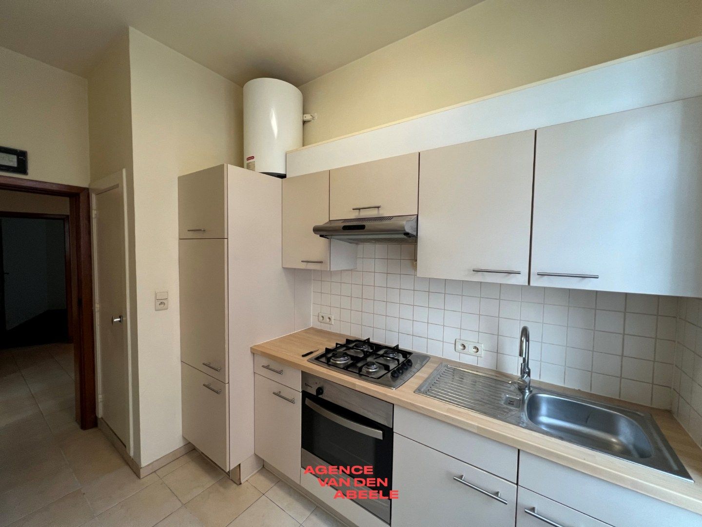 Gelijkvloersappartement vlakbij Sint-Annakwartier foto 7