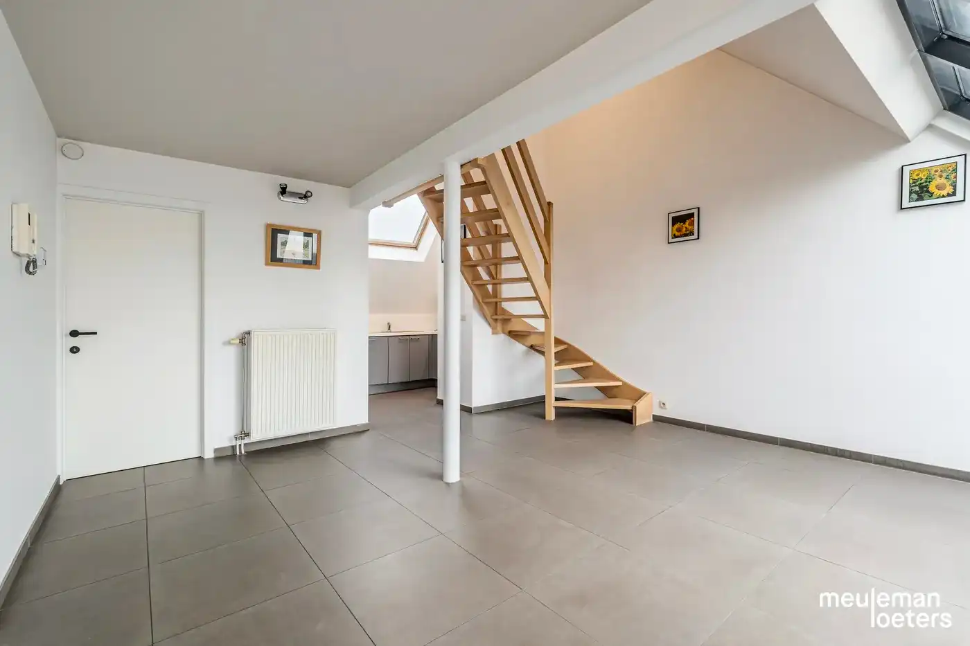 Lichtrijk en eigentijds penthouse met drie slaapkamers, twee terrassen en overdekte parkeerplaats foto 9