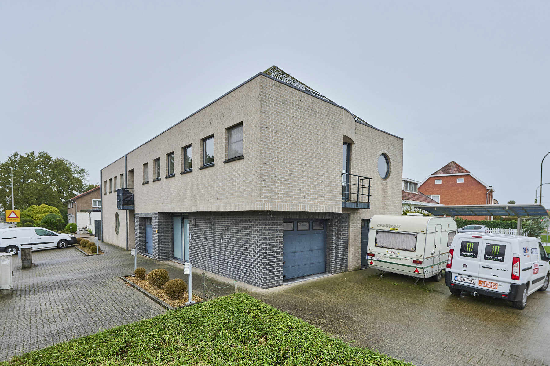 Lichtrijke duplex met open keuken en 2 slaapkamers foto 14