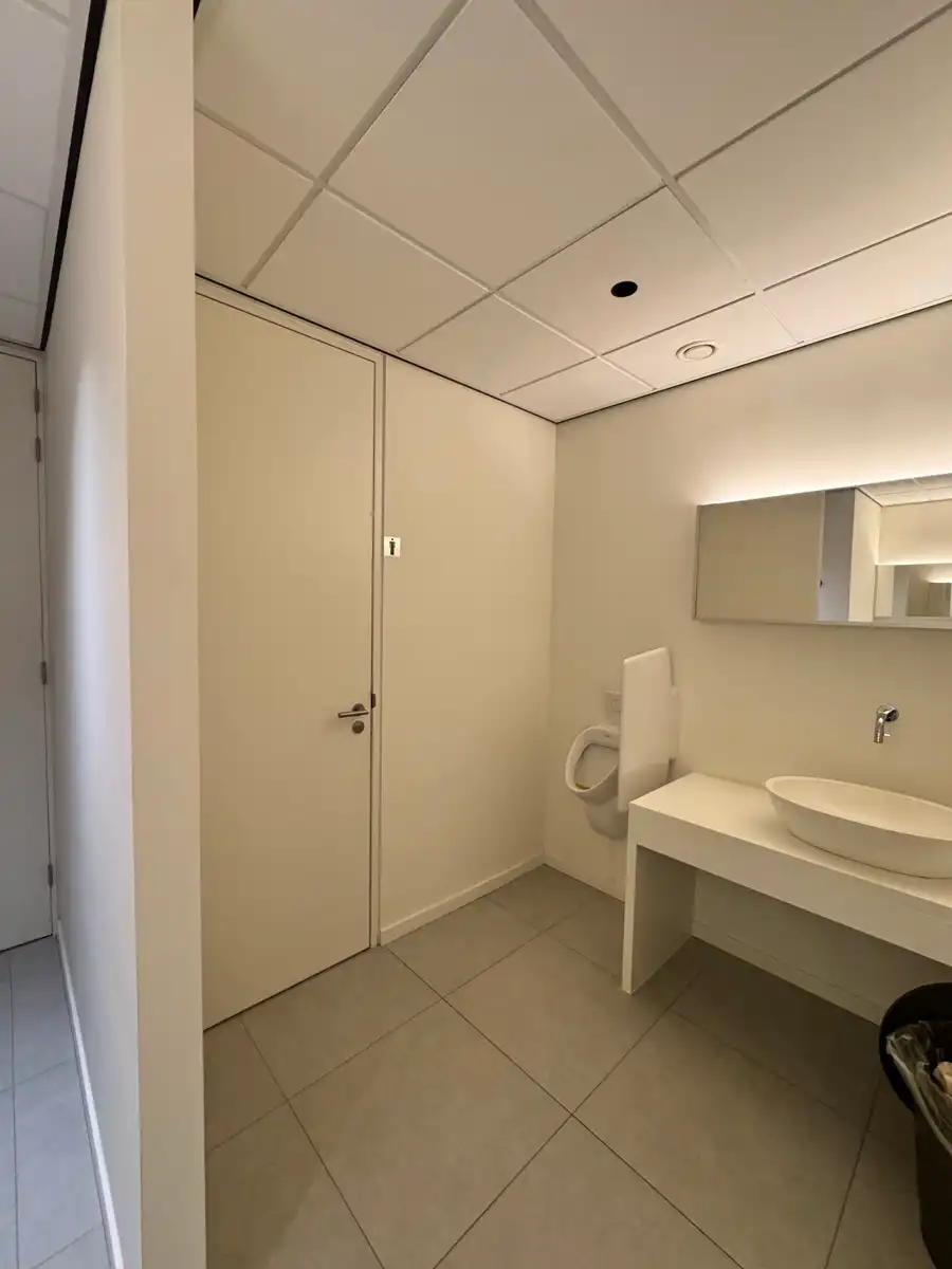 Kantoorruimte van ca. 400 m² te huur | Herentals foto 13