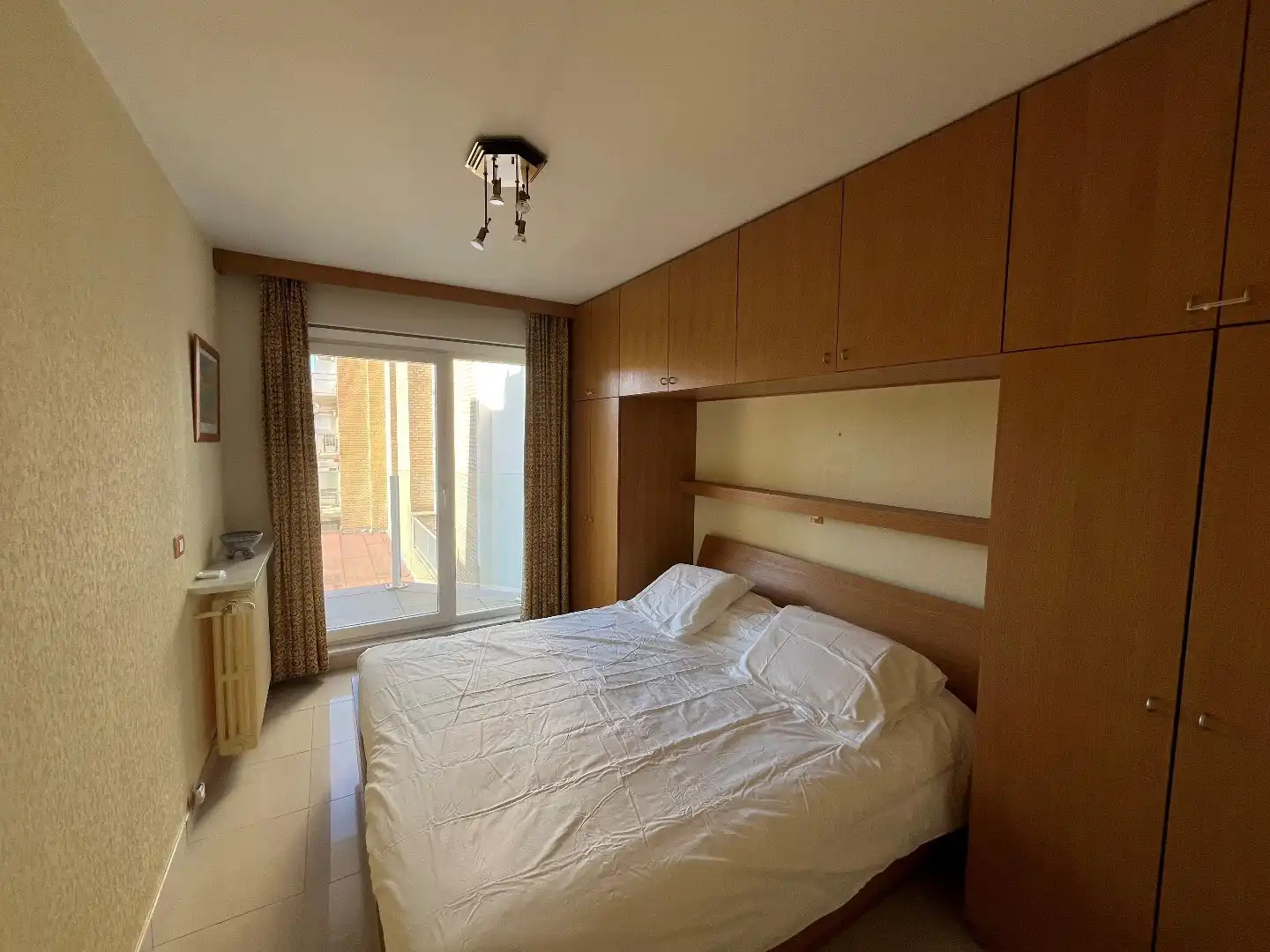 Gemeubeld appartement op topligging in Knokke foto 10