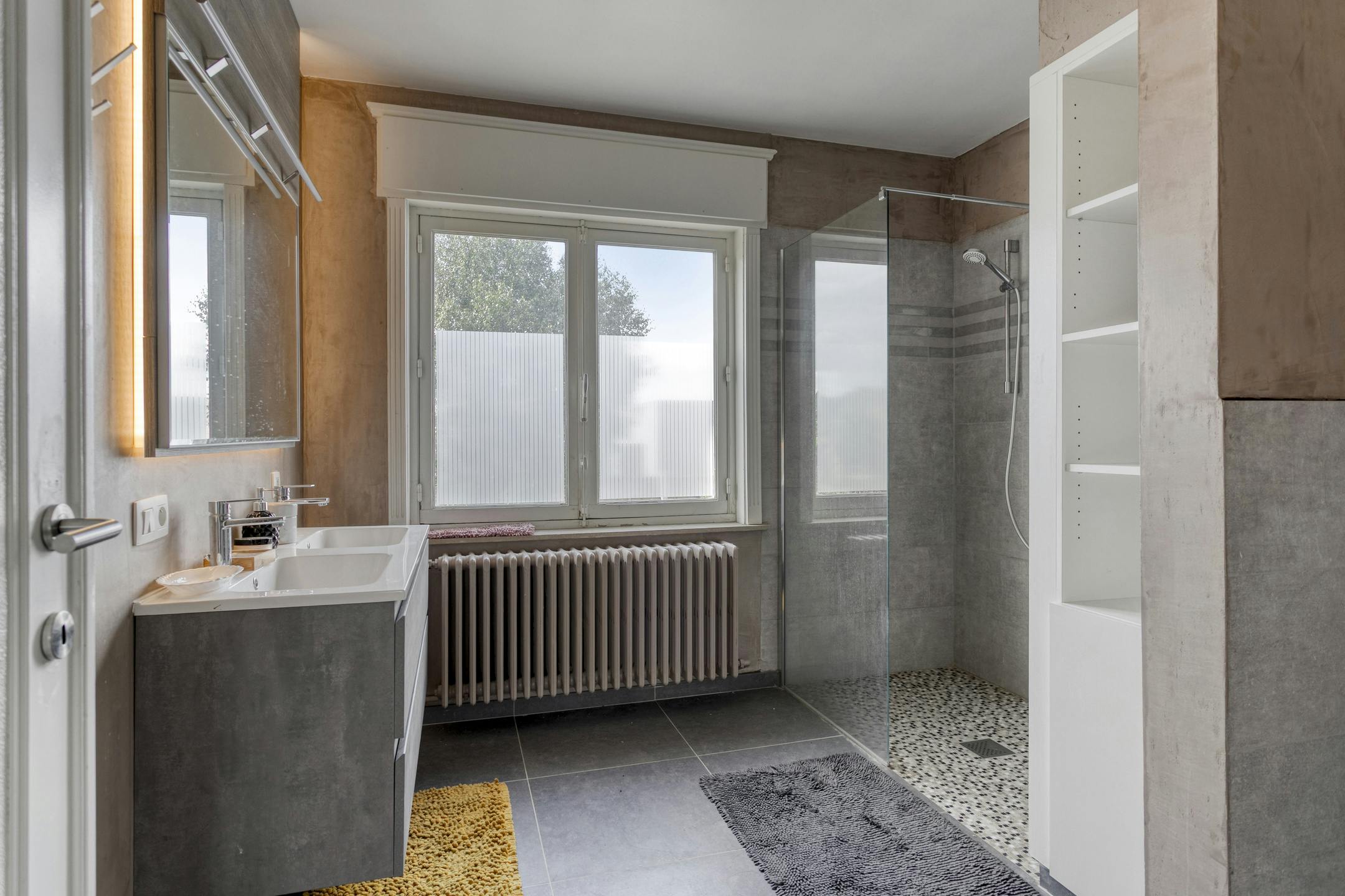 Unieke woning te koop te Kuurne met een uitstekende ligging foto 10