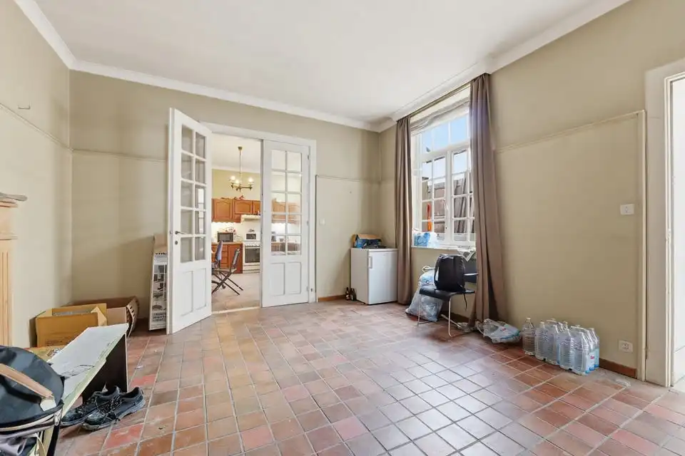 AUTHENTIEK TE RENOVEREN HERENHUIS IN SINT-TRUIDEN. foto 6