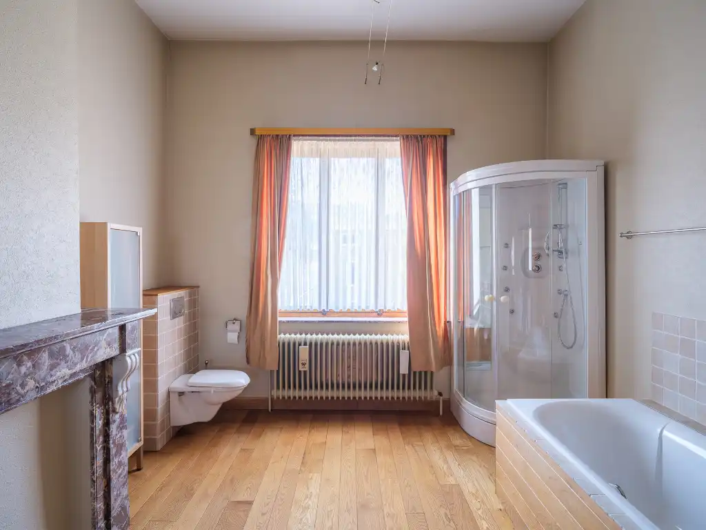 Te renoveren herenwoning met vier slaapkamers en stadstuin nabij het Keizerpark. foto 11