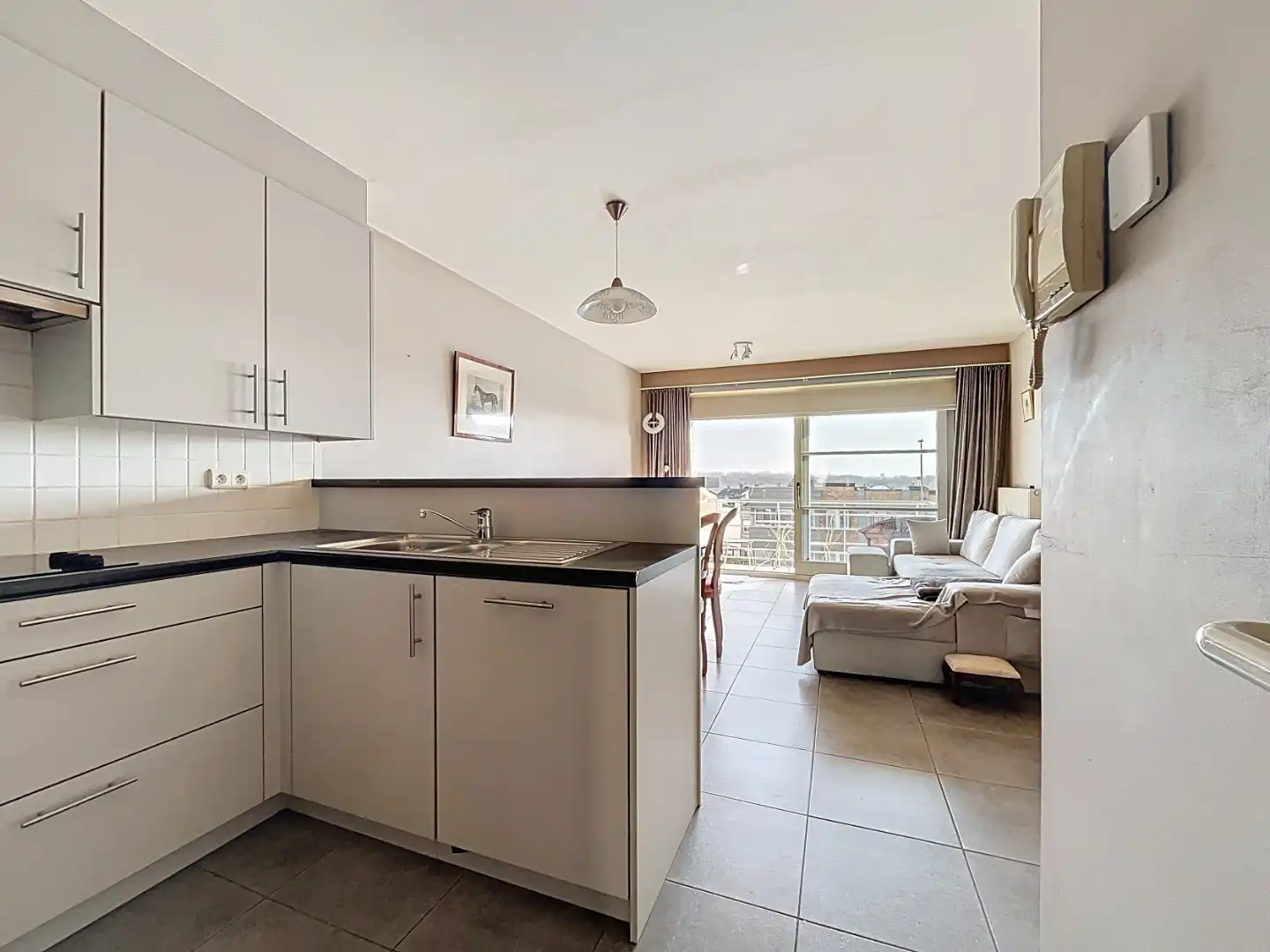 één slaapkamer appartement met zonnig terras EPC label A foto 3