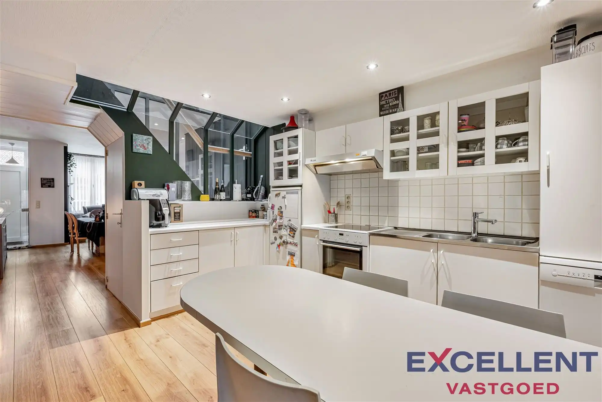 Instapklare woning met stadstuin en parking in Sint-Denijs-Westrem foto 3