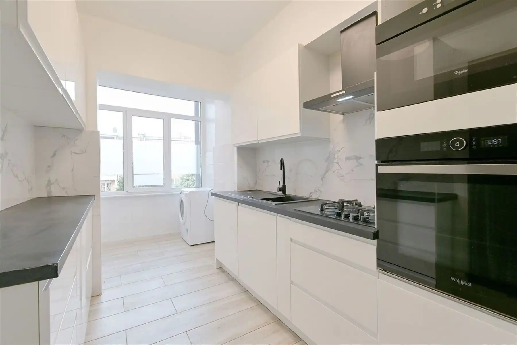 Modern 3-slaapkamerappartement te Deurne-Zuid! foto 4