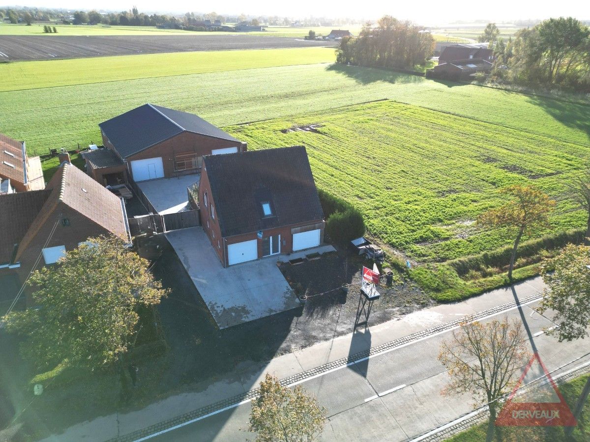Hoofdfoto van de publicatie: Ledegem - Instapklare woning met ruime loods