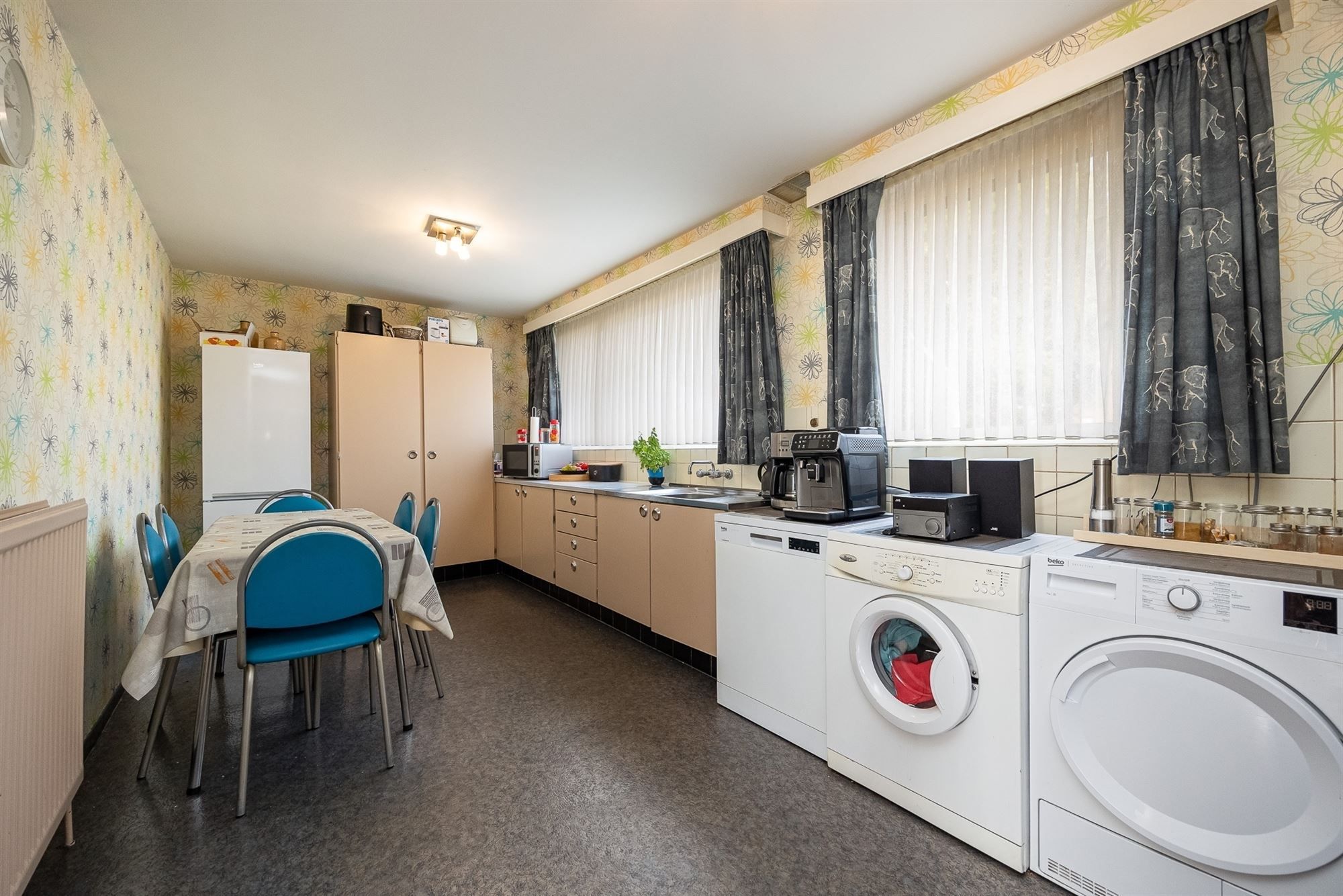 Halfopen gezinswoning met 4 slaapkamers foto 10