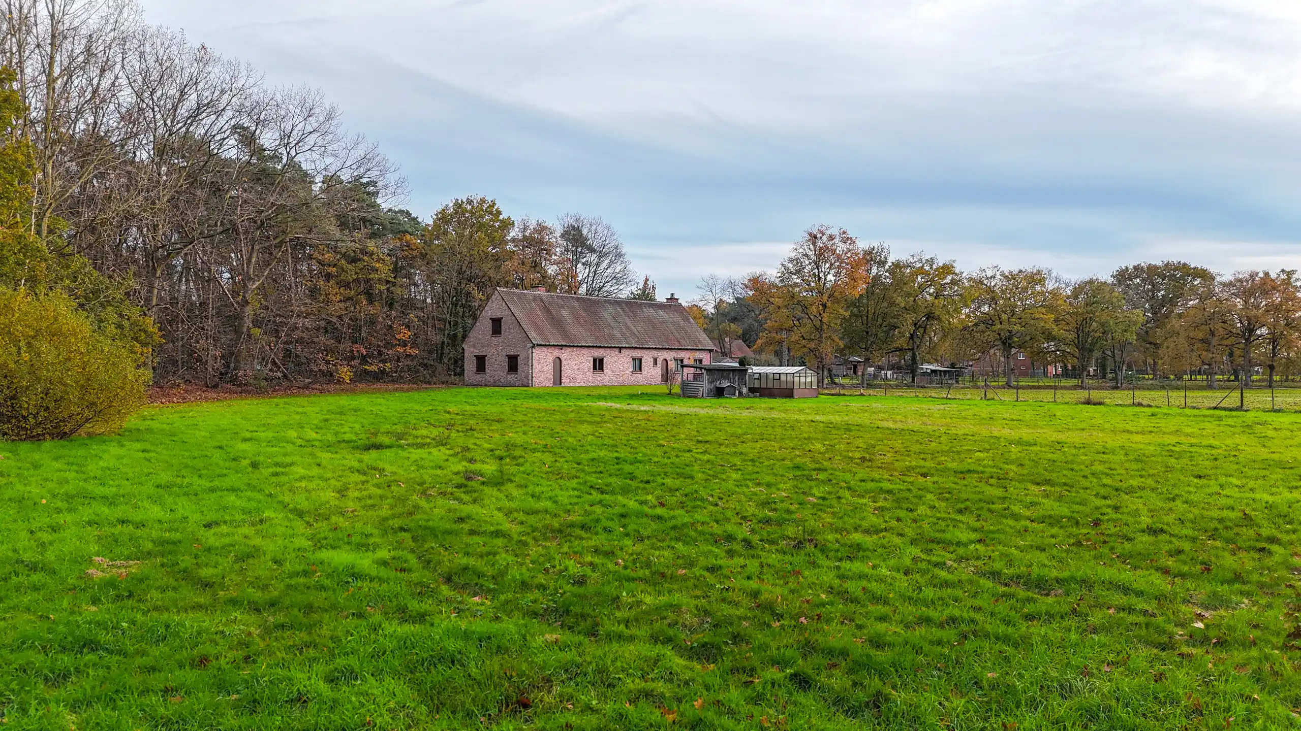 Exclusieve hoeve op 40are met bosrijke ligging te Paal! foto 59