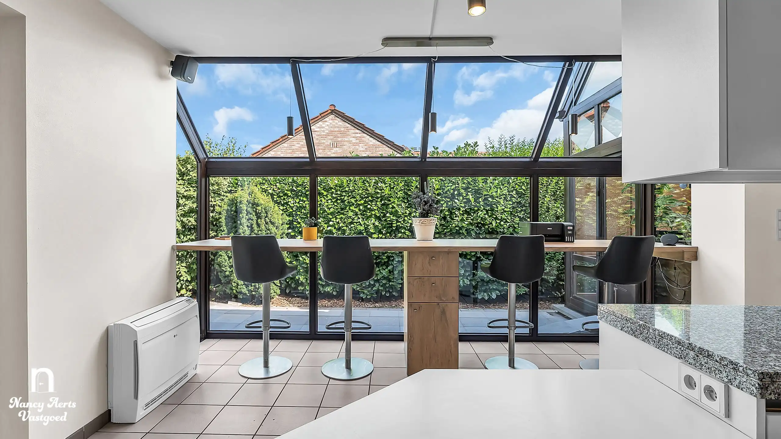 Wonen in alle rust met 4 slpks en gezellige tuin in Paal foto 10