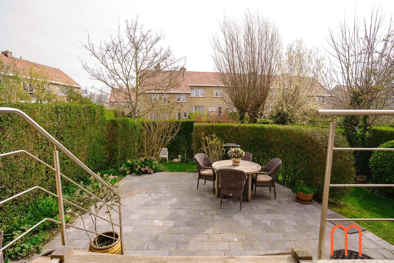 Instapklare halfopen woning op toplocatie in Mariakerke (Oostende) – op 100 m van zee foto 2