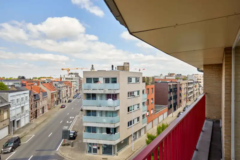 Roeselare-centrum : Instapklaar hoekappartement met 2 slaapkamers en zonnig terras in hartje Roeselare. foto 13