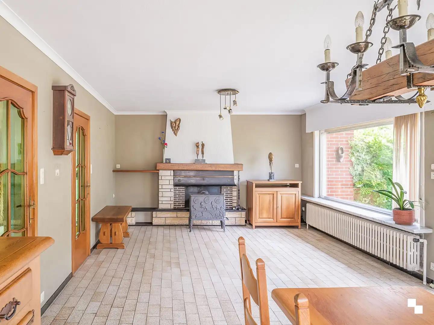 Op te frissen alleenstaande woning te koop in Merelbeke-Melle foto 4