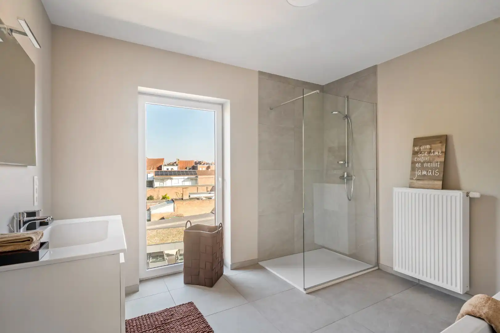 SHOWAPPARTEMENT - LUXE 2 SLAAPKAMERAPPARTEMENT MET TERRAS TE KOMEN  foto 23