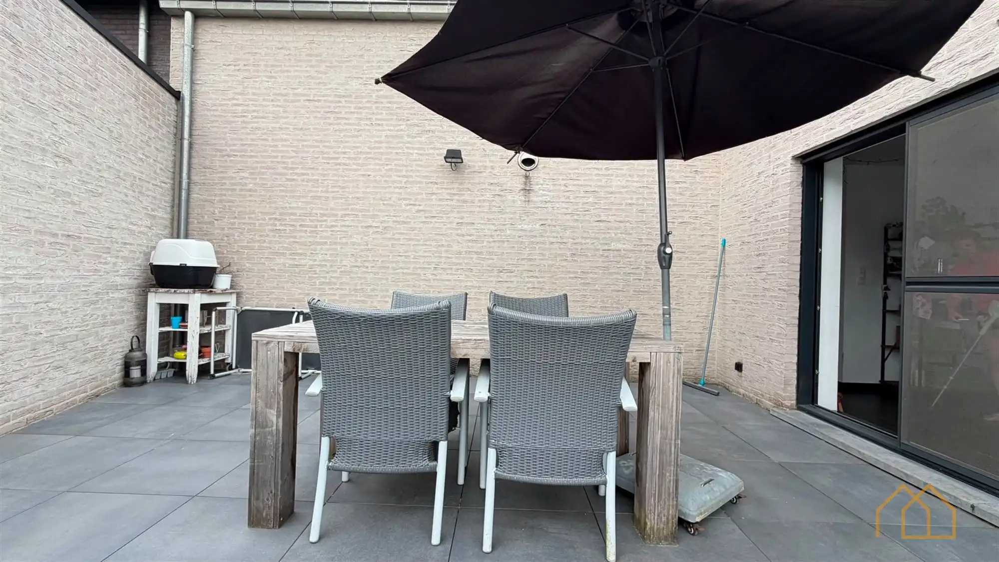 App met 3slk, groot terras, garage en parkeerplaats foto 14