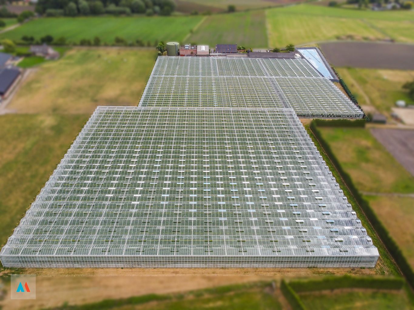 Volledig uitgerust glastuinbouwbedrijf foto 37