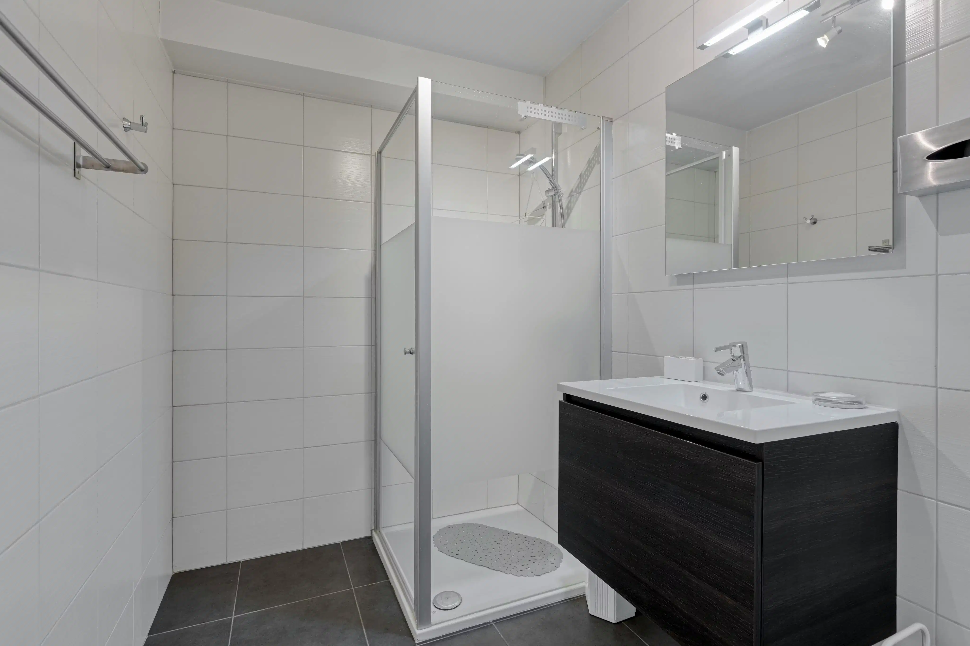 Appartement (75m²) met 2 slaapkamers in centrum De Panne foto 6