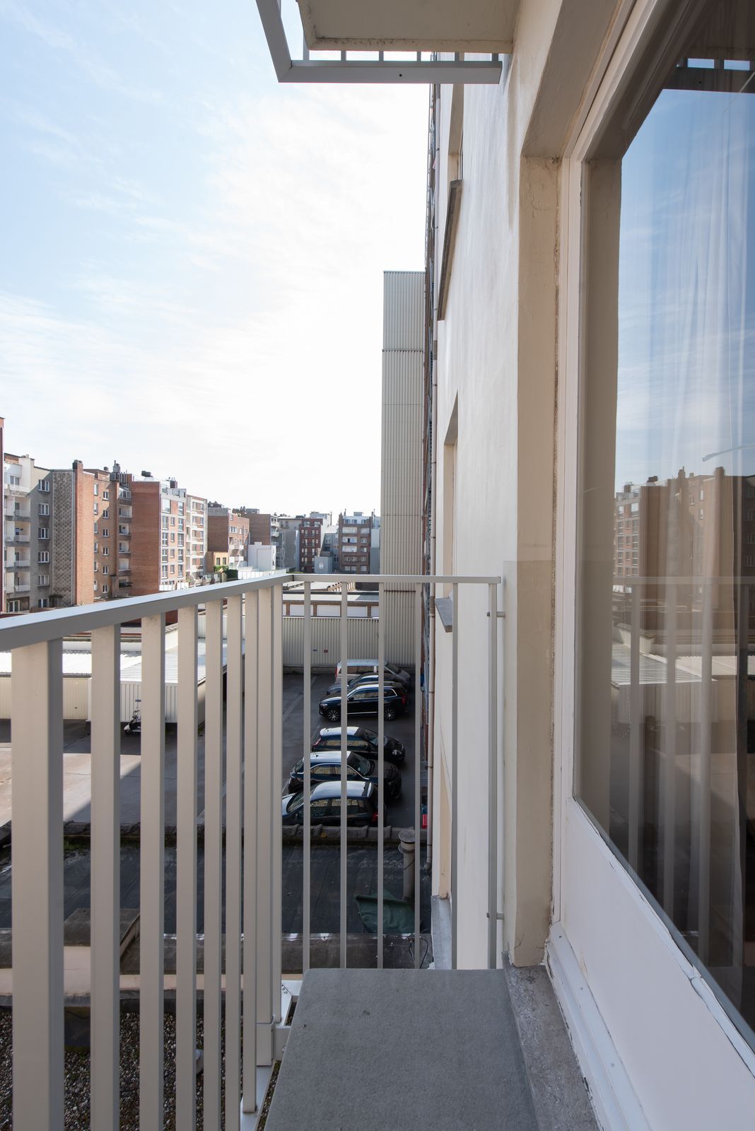 Riant appartement met 2 slpk frontaal zeezicht en magnifiek terras foto 15