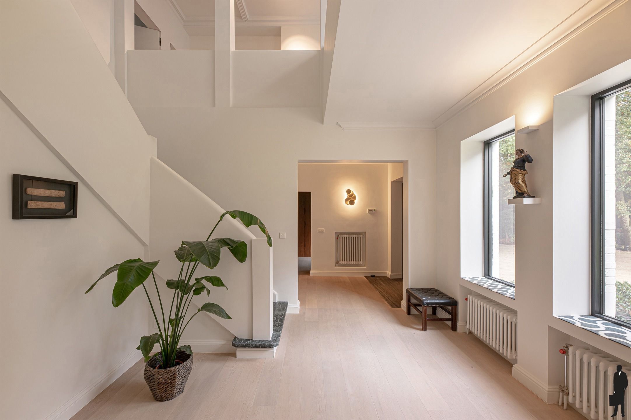 Prachtige recent totaal gerenoveerde villa op ca. 9.568 m² foto 17