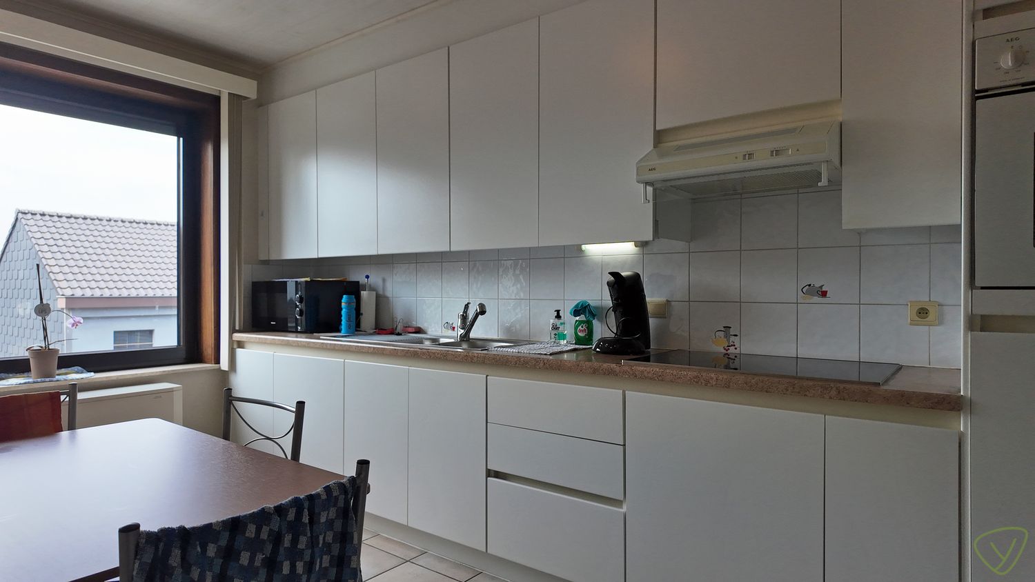 Instapklaar appartement met twee slaapkamers en parkeerplaats inbegrepen! foto 7