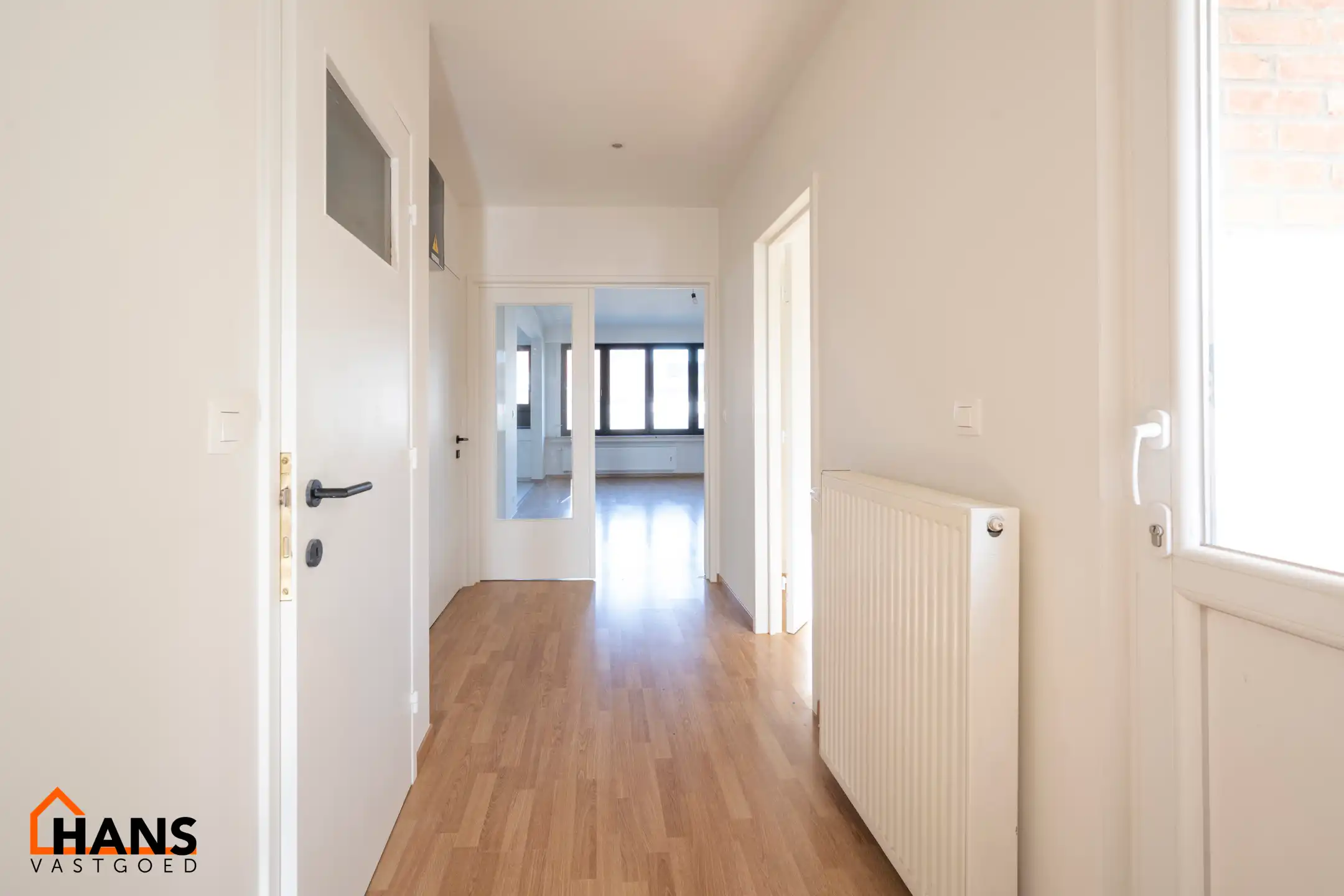 Gerenoveerd appartement met balkon. foto 7