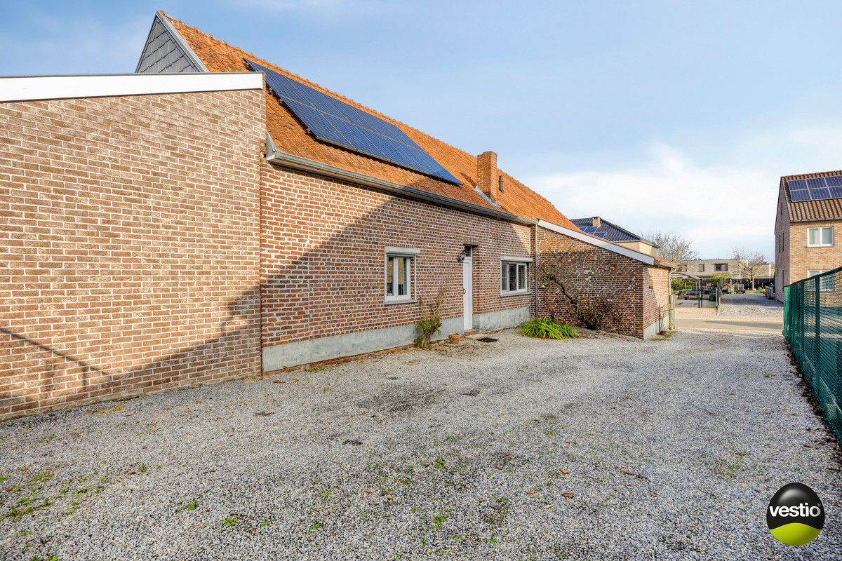 HOEVEWONING OP 26A85CA IN STADSRAND BILZEN. foto 33