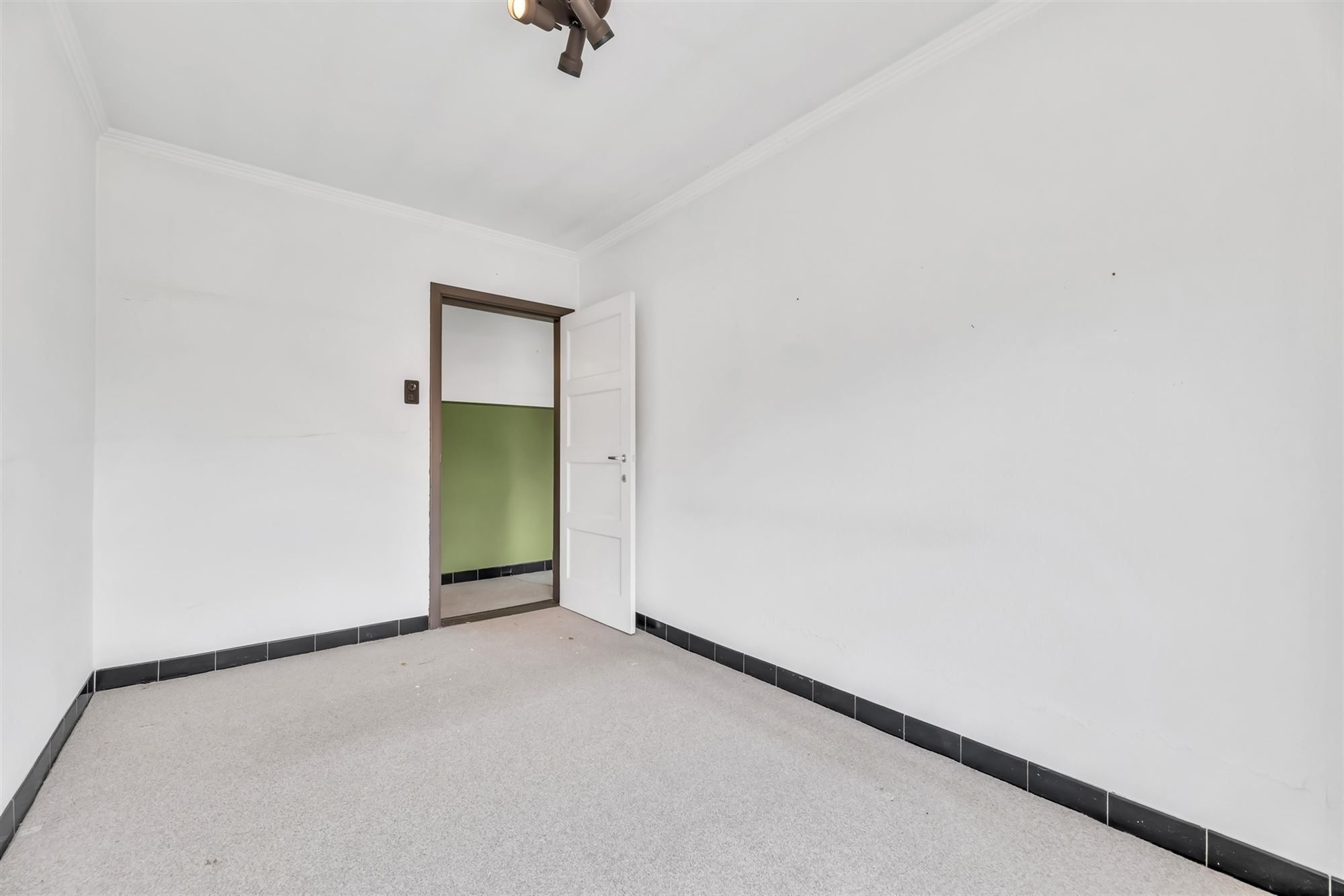 GEZELLIGE WONING MET 3 SLAAPKAMERS EN RUIME TUIN IN BERINGEN CENTRUM foto 18