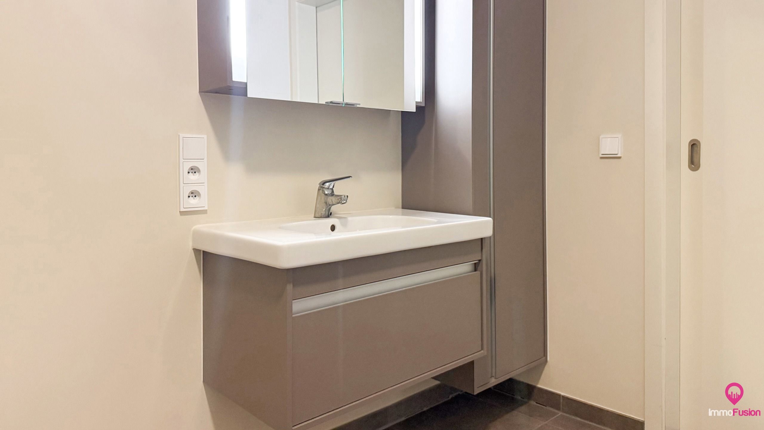 Stijlvol serviceflat met comfort, rust en zekerheid! foto 24