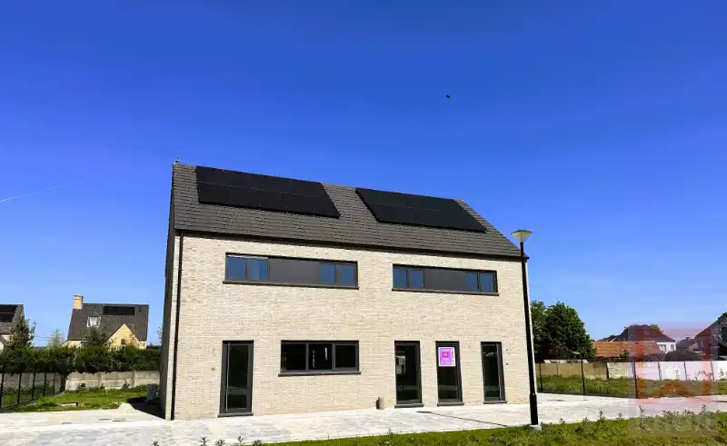 Nieuwe woning op zonnig perceel hartje Geel! foto {{pictureIndex}}
