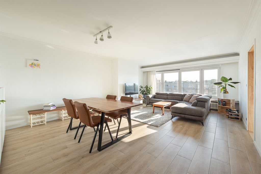 Instapklaar appartement met terras foto {{pictureIndex}}