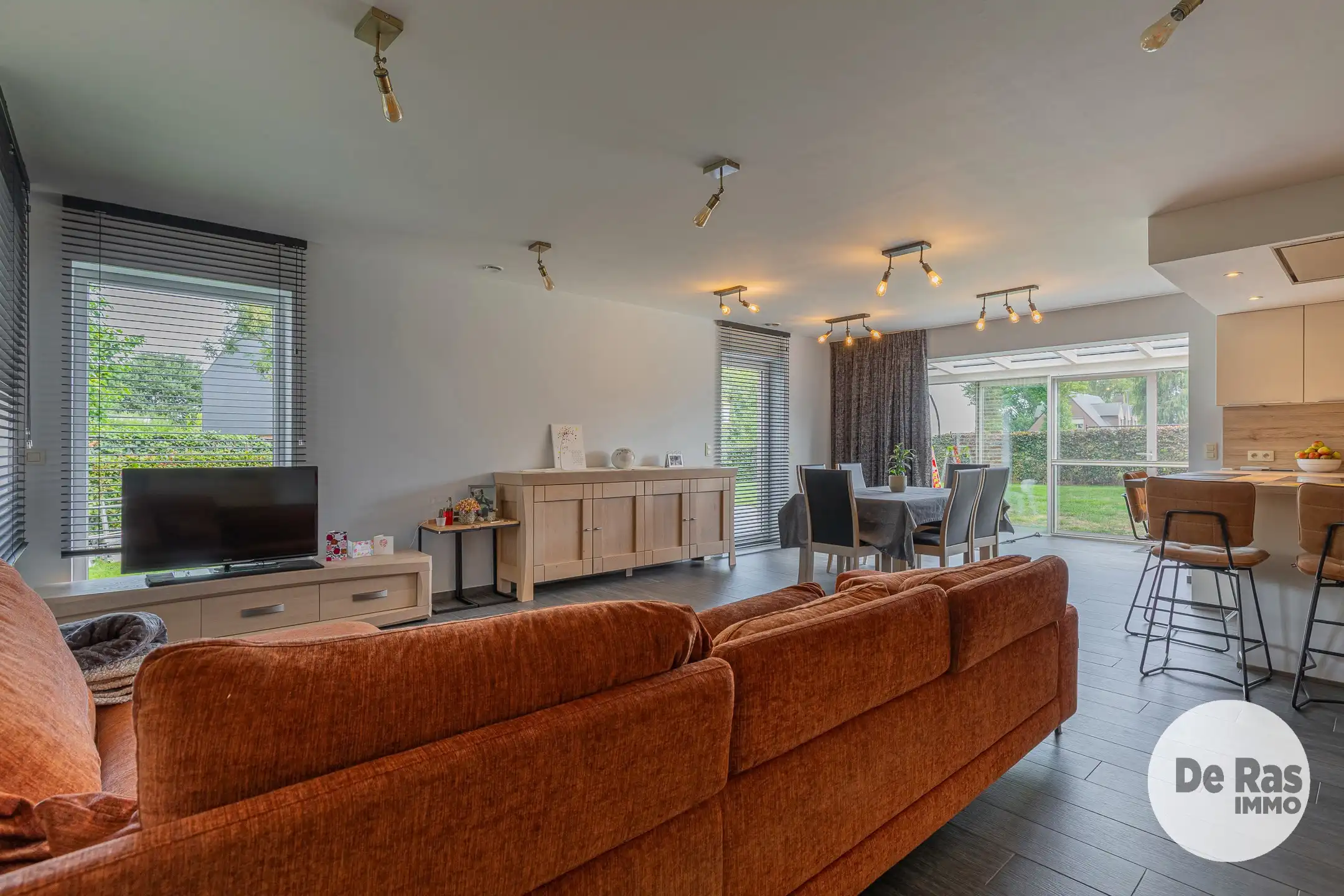 HAALTERT - Recente woning met alle comfort en mooie tuin foto 6