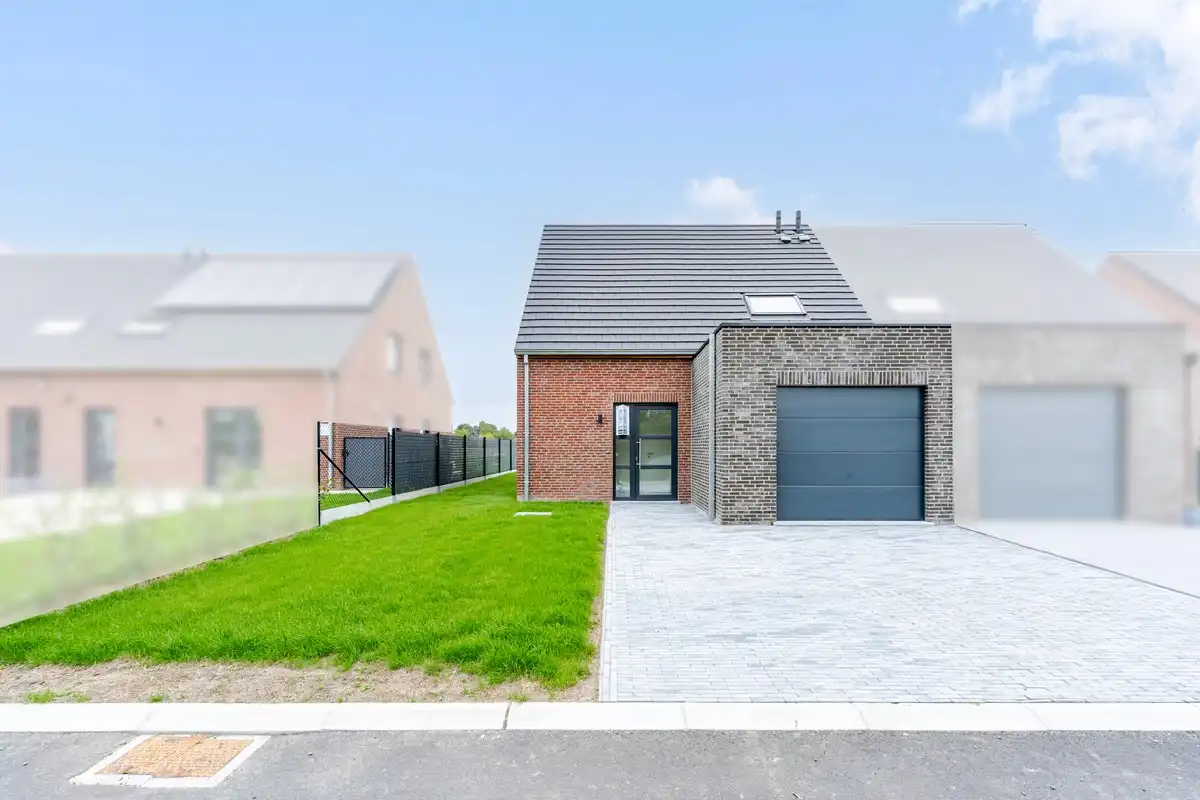 2 nouvelles maisons avec garage à Saint-Léger foto 2