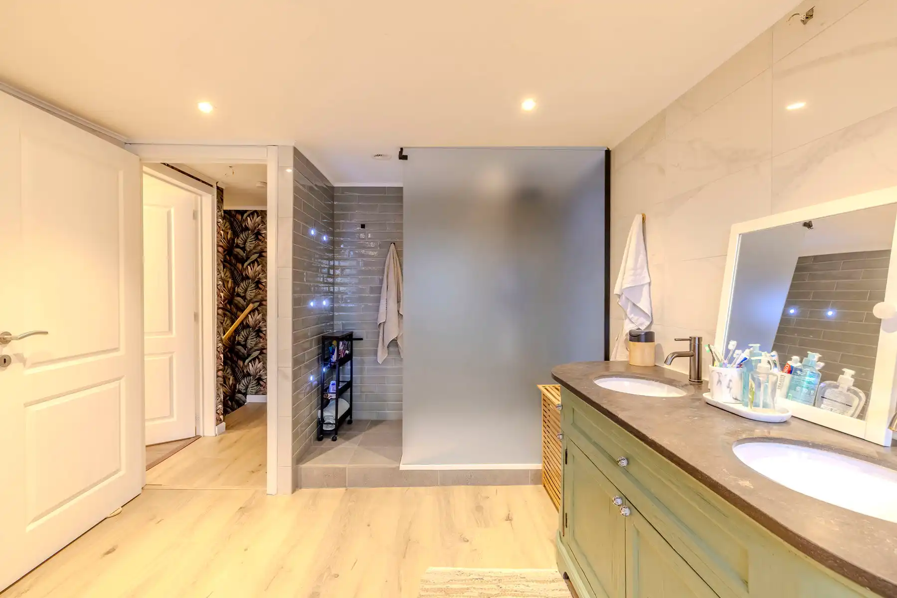 Instapklare HOB met 3 slaapkamers foto 14