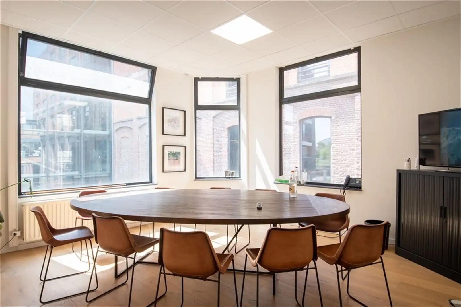 Rustig gelegen loftkantoren nabij Dampoort Station van 210 m² foto 7