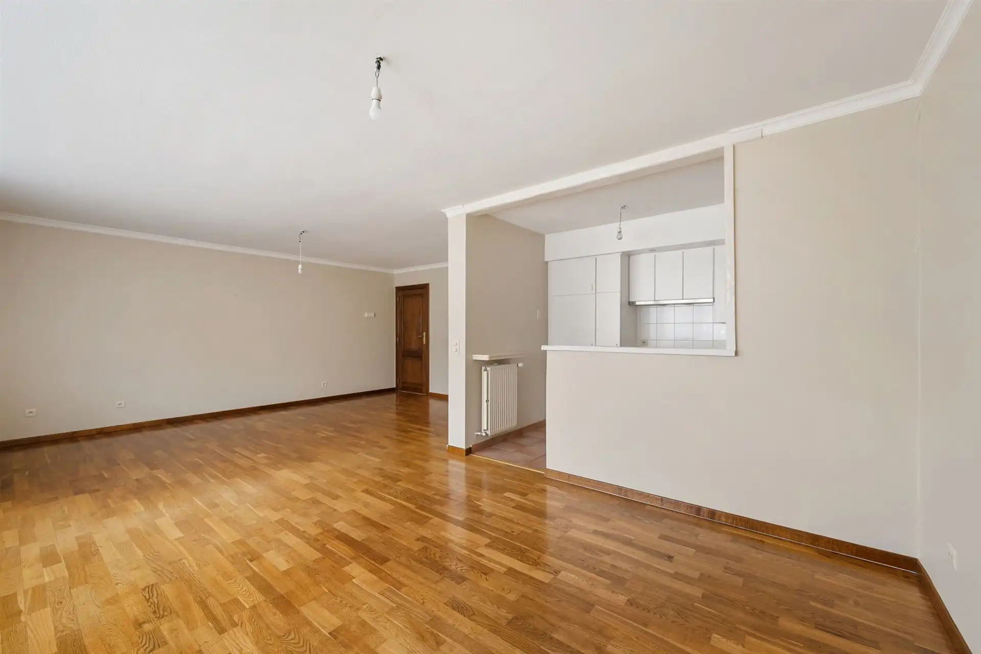 TOPgelegen leuk groot appartement met 2 slk en terras foto 10