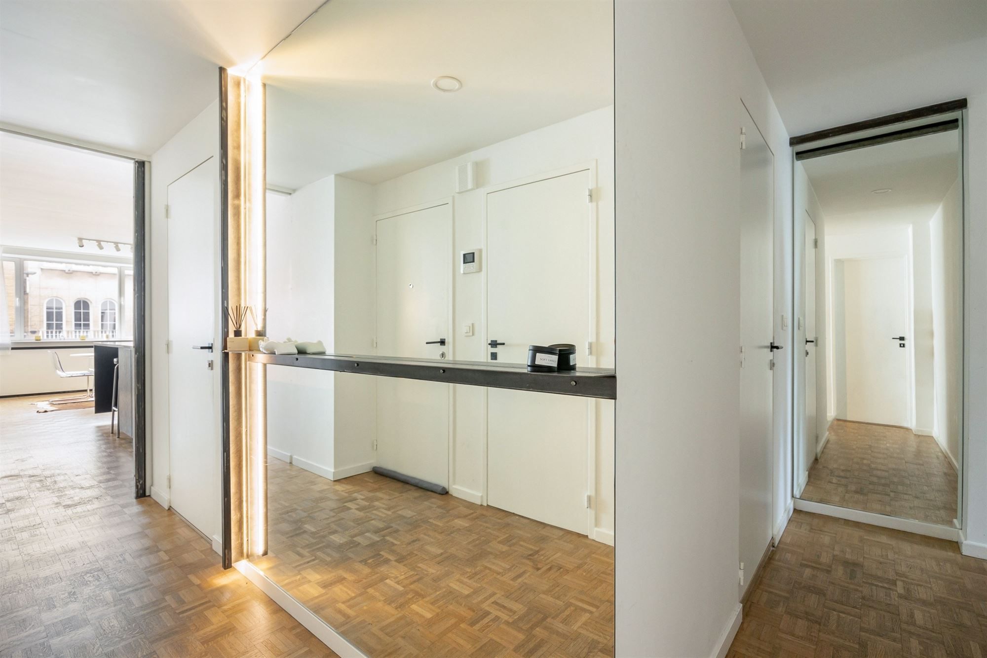 Elegant 3-slpkmr app. met terras foto 10