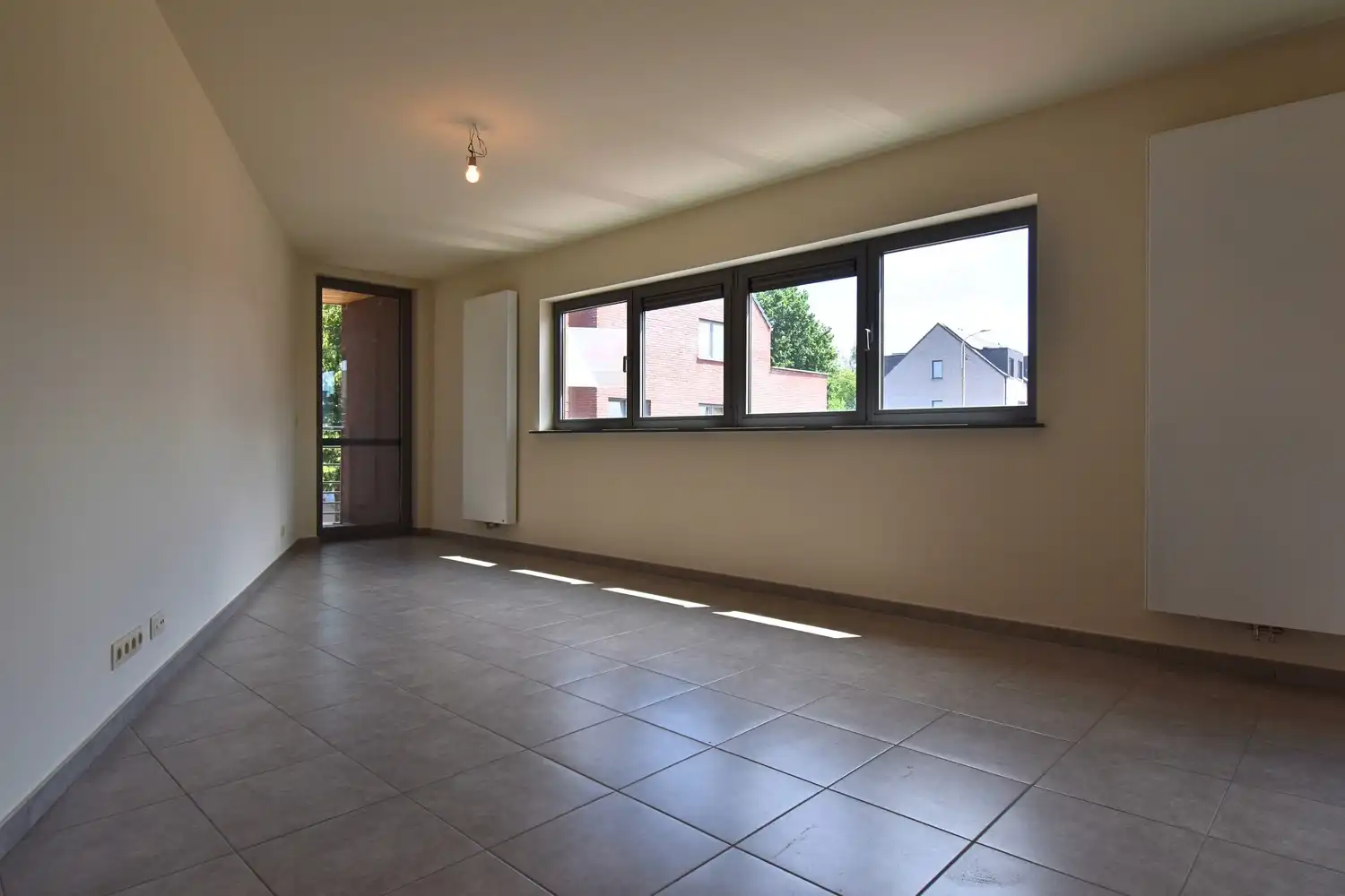 Te huur – Gezellig appartement met 1 slaapkamer, terras en parkeerplaats te Essenbeek (Halle) foto 3