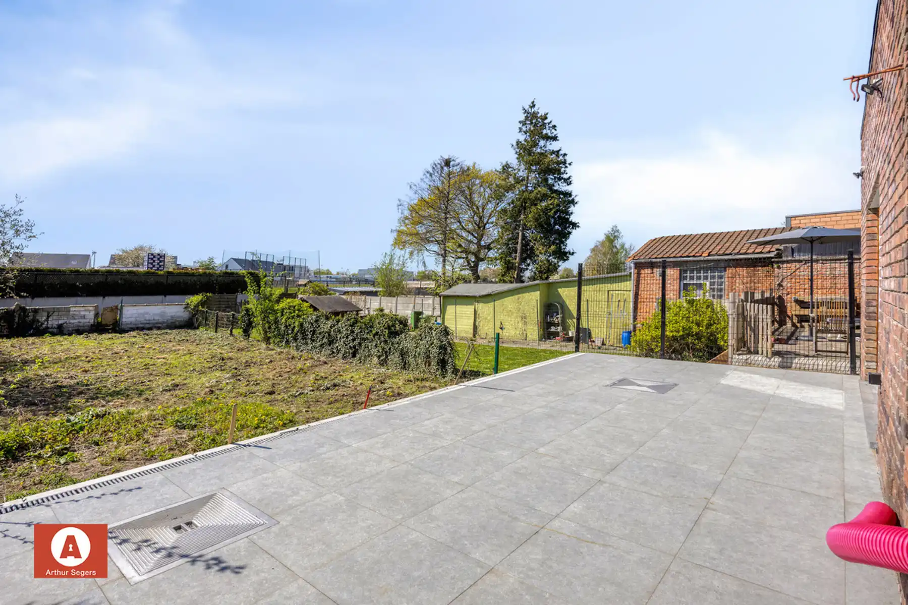 Veder af te werken/te renoveren gezinswoning mét achterbouw foto 27